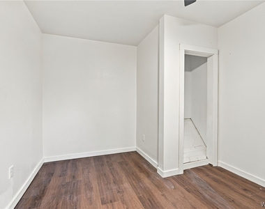 361 Marilla St (upper) - Photo Thumbnail 10