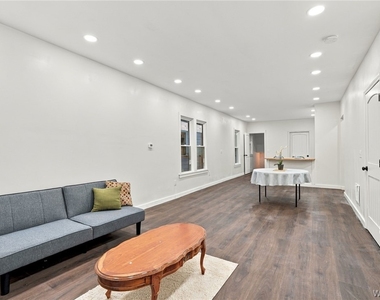 361 Marilla St (upper) - Photo Thumbnail 8