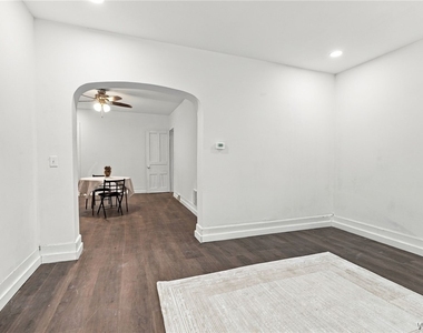 361 Marilla St (lower) - Photo Thumbnail 3