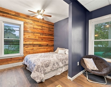 361 Marilla St (lower) - Photo Thumbnail 11