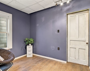 361 Marilla St (lower) - Photo Thumbnail 12