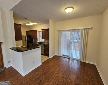 551 N Fairfield Drive - Photo Thumbnail 5