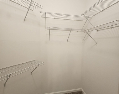 551 N Fairfield Drive - Photo Thumbnail 11
