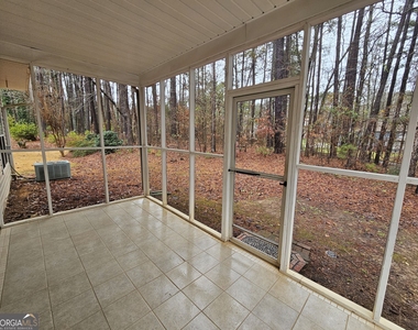 551 N Fairfield Drive - Photo Thumbnail 14