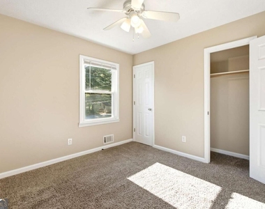 2938 Dover Drive - Photo Thumbnail 14
