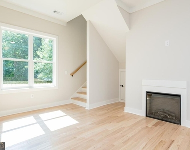 171 Farrington Avenue Se - Photo Thumbnail 5
