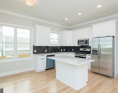 171 Farrington Avenue Se - Photo Thumbnail 7