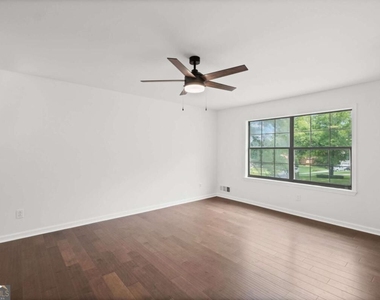 2648 Smoke House Place Sw - Photo Thumbnail 7