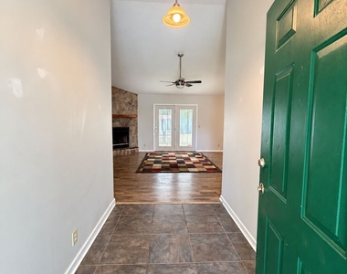 403 Fairfield Court - Photo Thumbnail 1