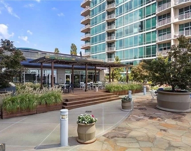 923 Peachtree Street Ne - Photo Thumbnail 15