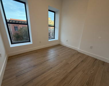 72 West 126th Street - Photo Thumbnail 5