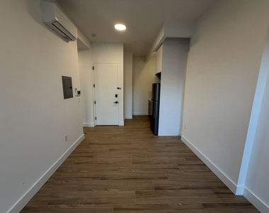 72 West 126th Street - Photo Thumbnail 3