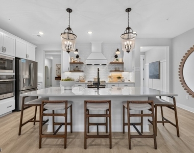 12 Court Ln - Photo Thumbnail 18