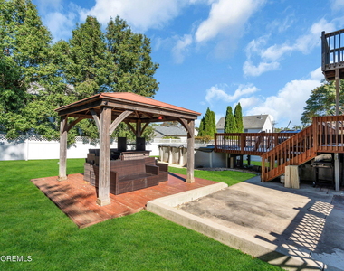 128 Cliffwood Avenue - Photo Thumbnail 25