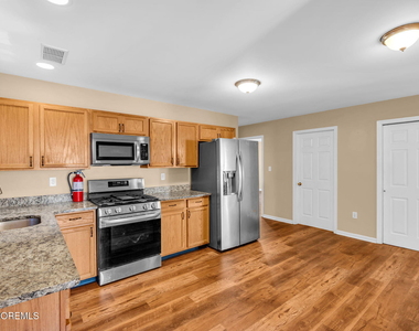 128 Cliffwood Avenue - Photo Thumbnail 11