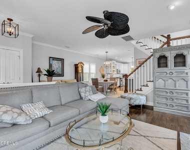 1902 Snyder Avenue - Photo Thumbnail 6