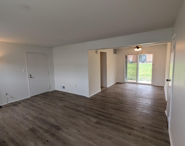 216 Sawmill Road - Photo Thumbnail 2
