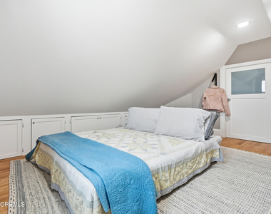 49 Franklin Avenue - Photo Thumbnail 49