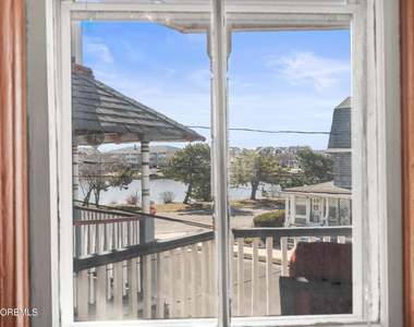 49 Franklin Avenue - Photo Thumbnail 32