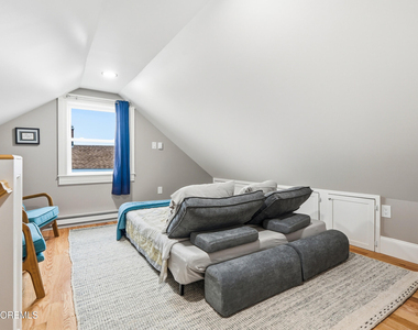 49 Franklin Avenue - Photo Thumbnail 54