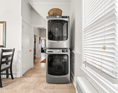 49 Franklin Avenue - Photo Thumbnail 26