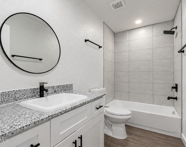 119 S 84th Way - Photo Thumbnail 13