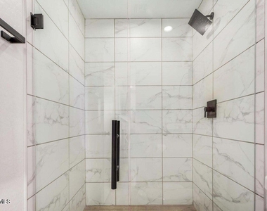 119 S 84th Way - Photo Thumbnail 7
