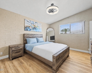 4925 N 73rd Street - Photo Thumbnail 25