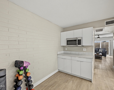 4925 N 73rd Street - Photo Thumbnail 16