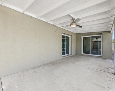 4616 E Voltaire Avenue - Photo Thumbnail 30