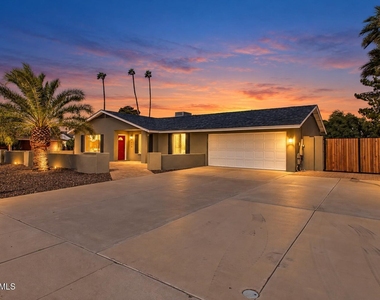 4616 E Voltaire Avenue - Photo Thumbnail 2
