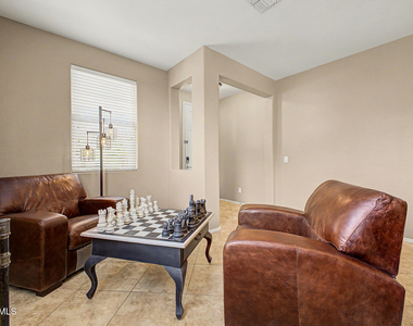 1076 E Euclid Avenue - Photo Thumbnail 8