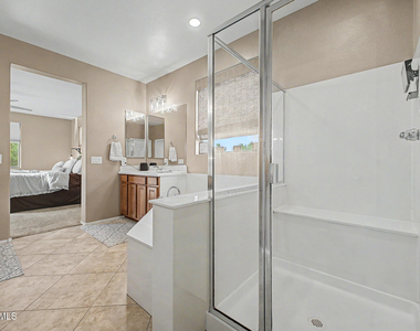 1076 E Euclid Avenue - Photo Thumbnail 20
