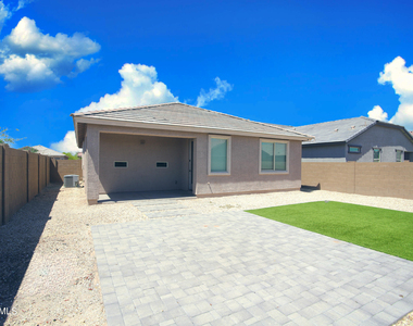 6349 W Raymond Street - Photo Thumbnail 33