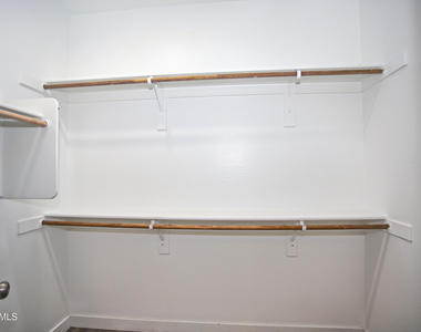 6349 W Raymond Street - Photo Thumbnail 20