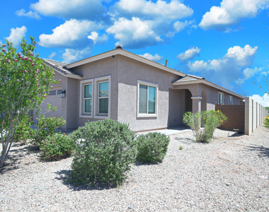 6349 W Raymond Street - Photo Thumbnail 1