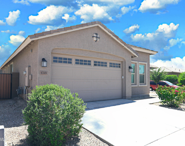 6349 W Raymond Street - Photo Thumbnail 2
