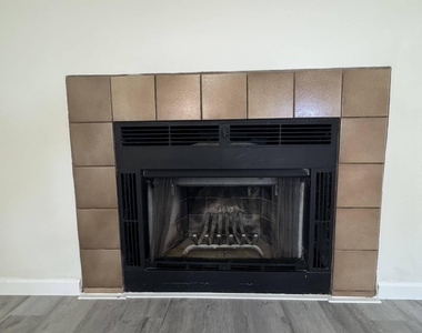 850 S River Drive - Photo Thumbnail 29