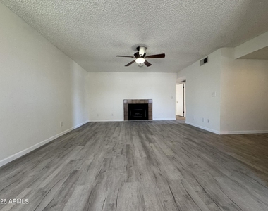 850 S River Drive - Photo Thumbnail 27