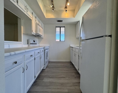 850 S River Drive - Photo Thumbnail 32