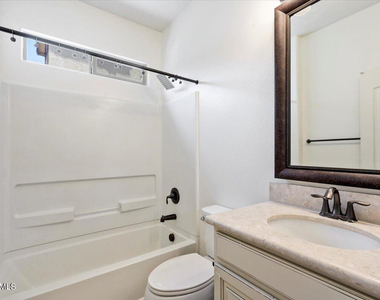 12120 W Cottontail Lane - Photo Thumbnail 5