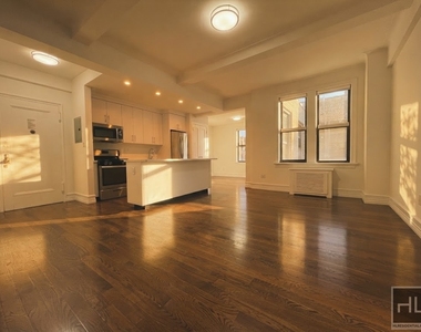 West 68 Street - Photo Thumbnail 1