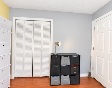 1902 Sw Aladdin Street - Photo Thumbnail 17