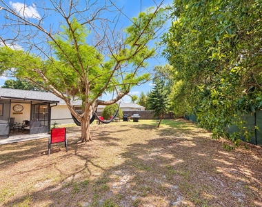 1902 Sw Aladdin Street - Photo Thumbnail 27