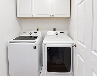 1902 Sw Aladdin Street - Photo Thumbnail 21