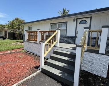 3040 Tropical Trail - Photo Thumbnail 3