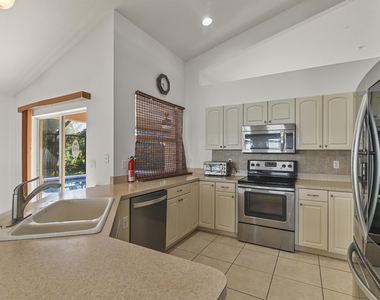 4013 Sw Winslow Street - Photo Thumbnail 11