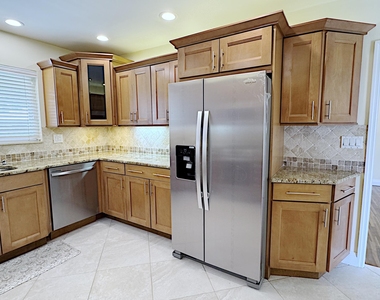 222 Se 2nd Terrace - Photo Thumbnail 12