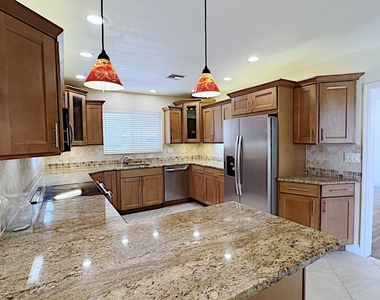 222 Se 2nd Terrace - Photo Thumbnail 10