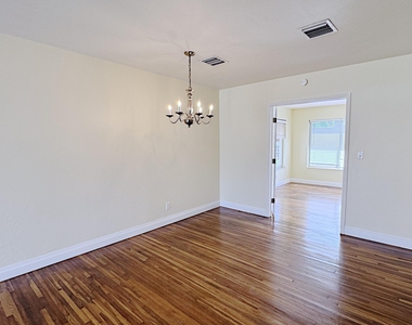 222 Se 2nd Terrace - Photo Thumbnail 32